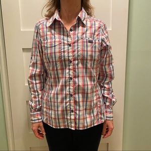 Columbia Plaid Long Sleeve Button Down Roll Up Vented Technical Shirt. M.  EC